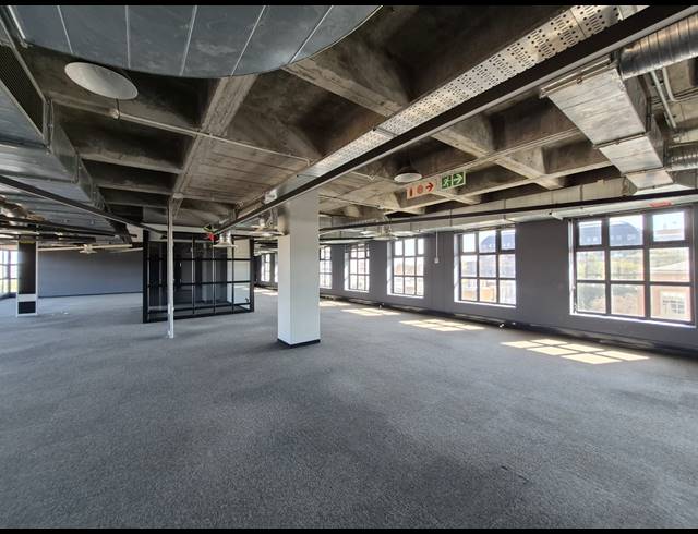 744M² OFFICE TO LET IN ROSEBANK